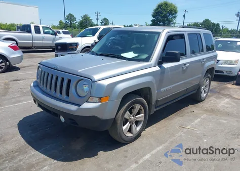 2015 Jeep Patriot Sport из США, поврежденный, VIN 1C4NJRBBXFD291890